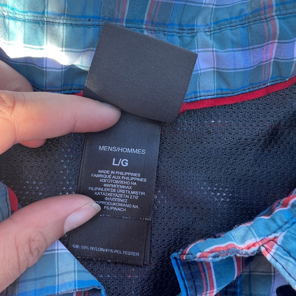 North Face button down - Picture 2 of 3
